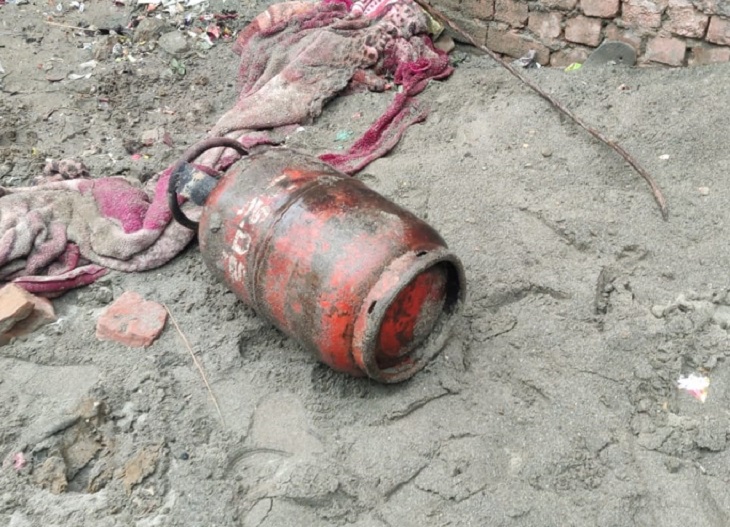 पानीपत में गैस सिलेंडर ब्लास्ट से हड़कंप: चाय बनाते समय हुआ धमाका, बुजुर्ग की दर्दनाक मौत