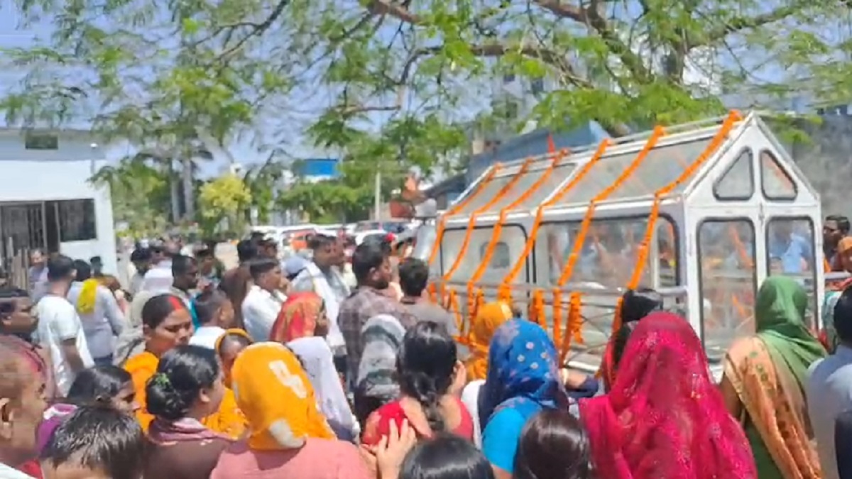 दुखद: छुट्टी पर घर आए जवान की सड़क हादसे में मौत, ‘ऑपरेशन सिंदूर’ में दिया था वीरता का परिचय