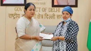 सीएम रेखा गुप्ता ने कोरोना योद्धाओं को दी श्रद्धांजलि, परिवारों को दी 1 करोड़ रुपये की आर्थिक सहायता