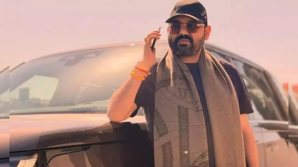 म्यूजिक डायरेक्टर से गैंगस्टर बना राव इंद्रजीत यादव दुबई में गिरफ्तार, ED की दबिश से पहले विदेशी पुलिस ने दबोचा