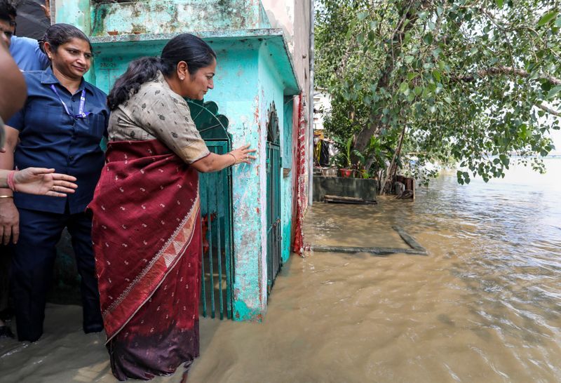 यमुना की बाढ़ पर लगाम लगाने की तैयारी में रेखा सरकार… 4.72KM ‘फ्लड प्रोटेक्शन वॉल’ का होगा निर्माण