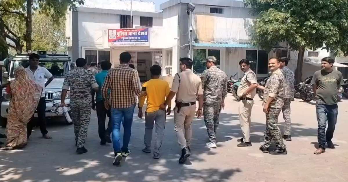 शराब के लिए उजाड़ दिया सुहाग: पति ने दोस्तों के साथ मिलकर किया खौफनाक कांड, सिलाई मशीन की रस्सी से पत्नी का गला घोंटा और फिर…