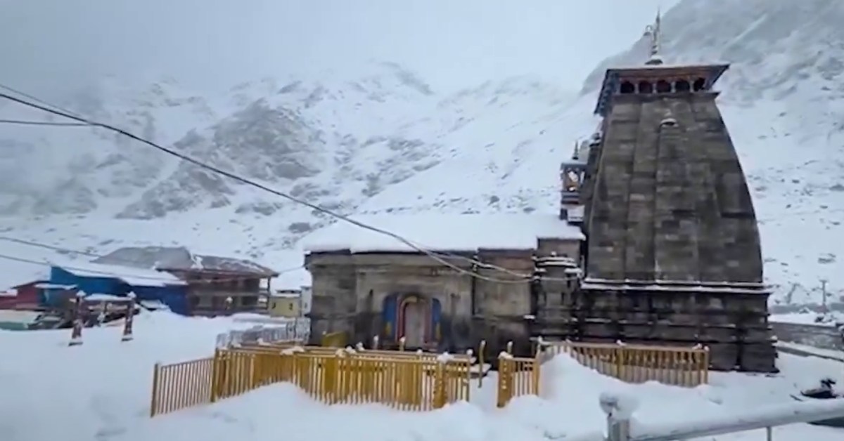 केदारनाथ में बर्फबारी, यात्रा की तैयारियां हुई बाधित, 7 जिलों में अलर्ट जारी