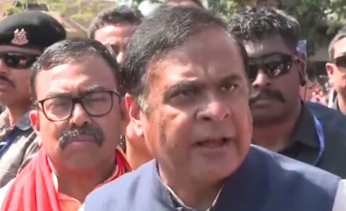 कांग्रेस के प्रवक्ता पवन खेड़ा के ना मिलने से CM सरमा हुए बेचैन, बोले- असम पुलिस पाताल से भी उखाड़कर ले आएगी