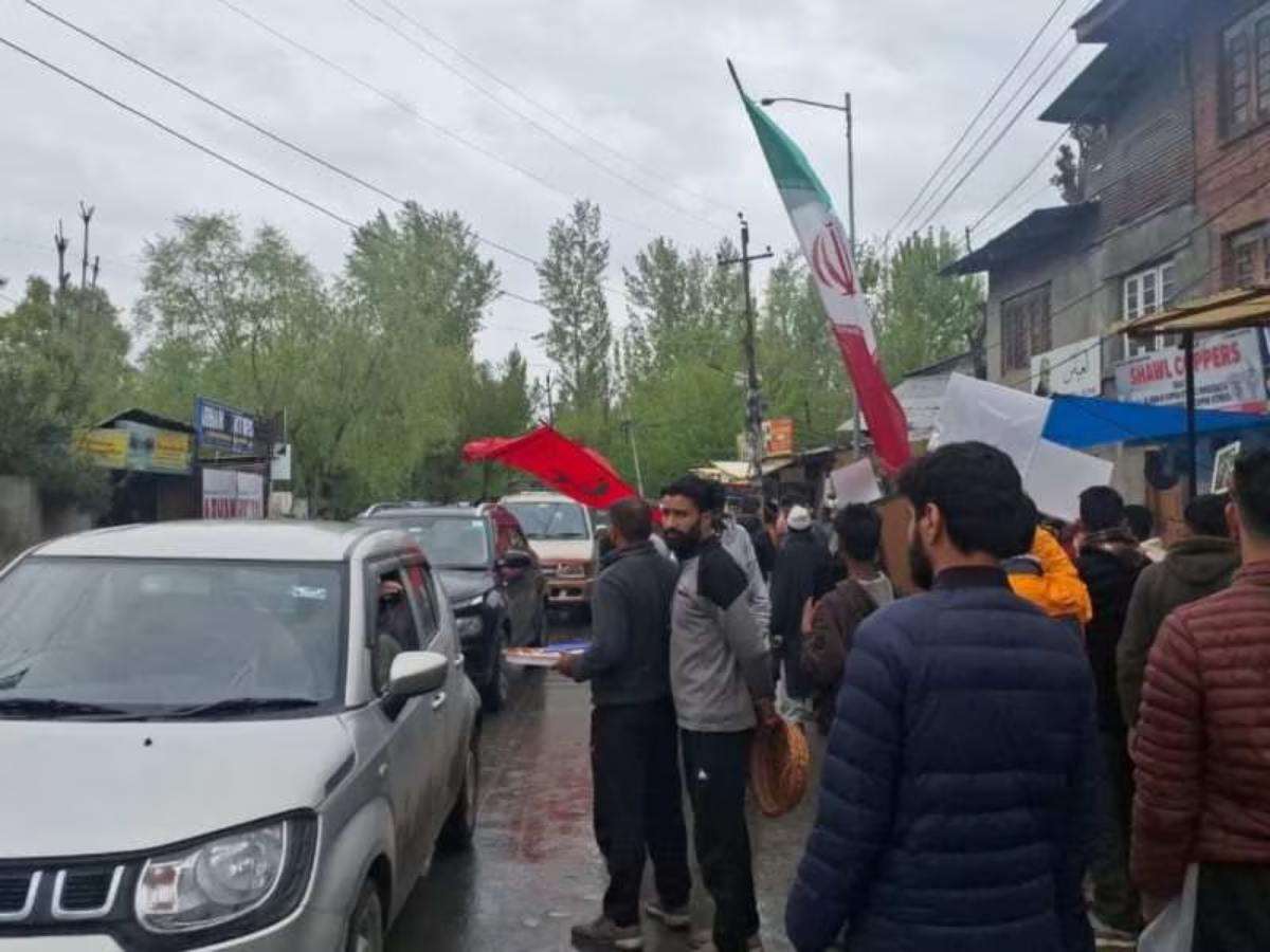 US-Iran में सीजफायर के बाद जम्मू-कश्मीर में जश्न, शिया समुदाय ने कहा- ‘यह मौका ईद से कम नहीं’