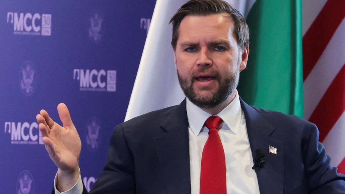 सीजफायर के बाद भी खाड़ी देशों पर हमला, US उपराष्ट्रपति वेंस ने कहा- ईरान को खिलवाड़ महंगा पड़ेगा