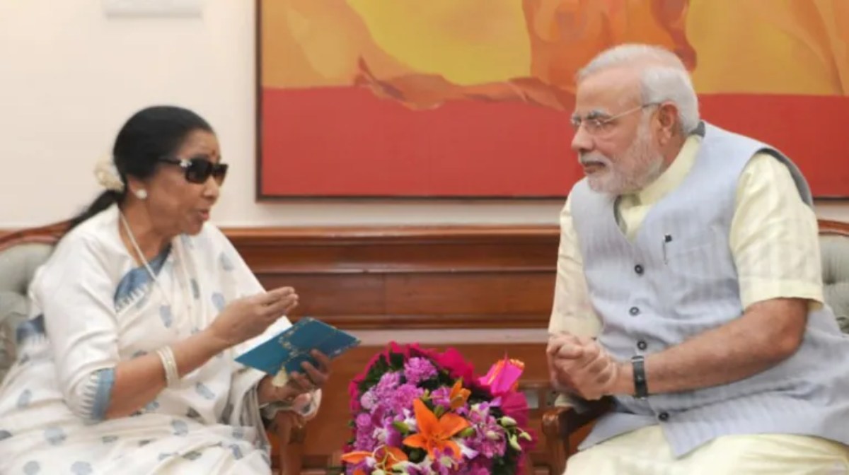 Asha Bhosale: सीने में इंफेक्शन के चलते आशा भोसले अस्पताल में भर्ती, PM मोदी ने जल्द ठीक होने की कामना की