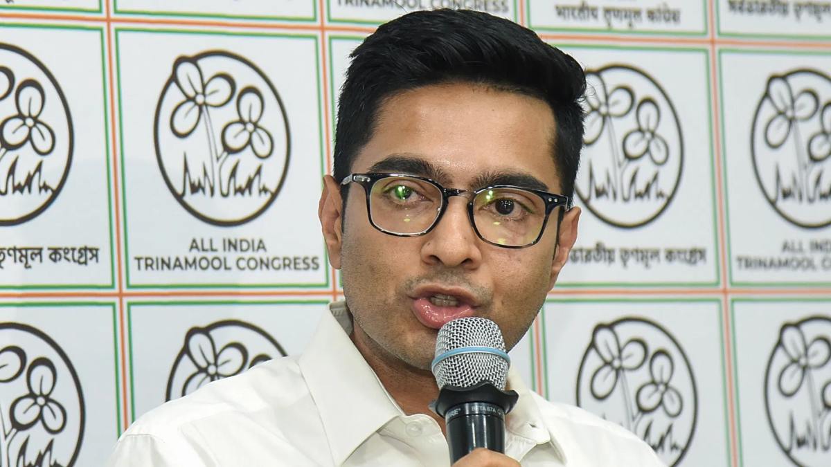 मुर्शिदाबाद रैली में गरजे अभिषेक बनर्जी, बोले- BJP के 3 एजेंट, भाजपा और हुमायूं एक ही सिक्के के दो पहलू