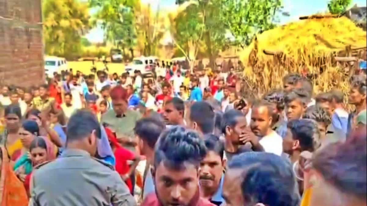 7 साल के बच्चे का शव कुएं से बरामद, गांववालों ने परिजनों पर जताया संदेह, दो लोग हिरासत में