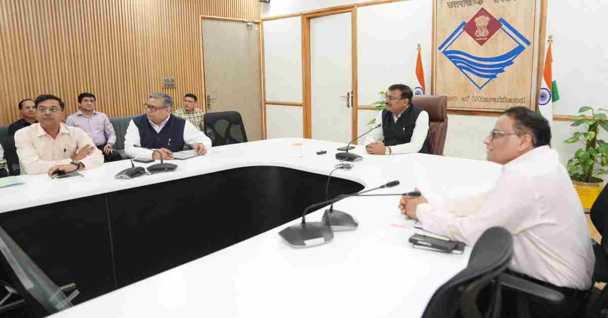 मुख्य सचिव ने वनाग्नि को लेकर की बैठक, अधिकारियों को दिए कड़े निर्देश, कहा- वाहनों, उपकरणों का रखरखाव सुनिश्चित करें