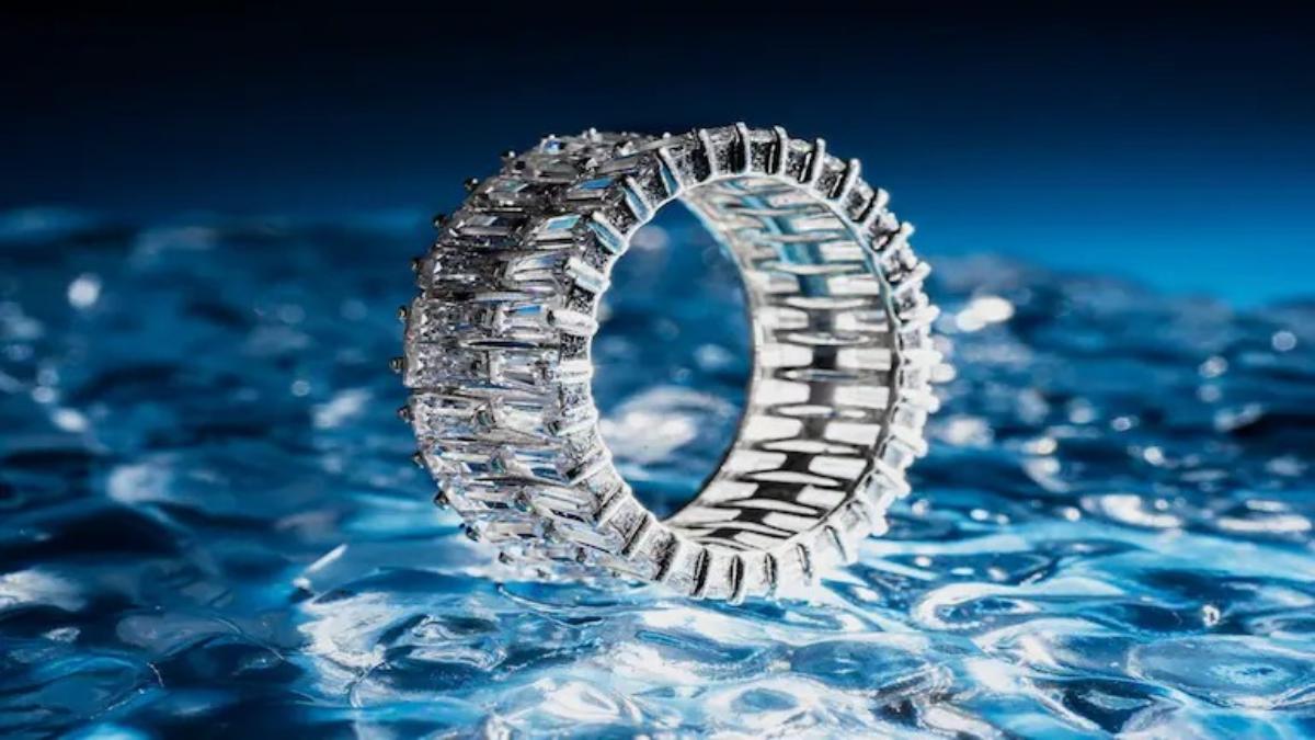 Platinum Rate Today : महंगा हुआ प्लैटिनम, जानिए आज किस भाव में बिक रहा ?