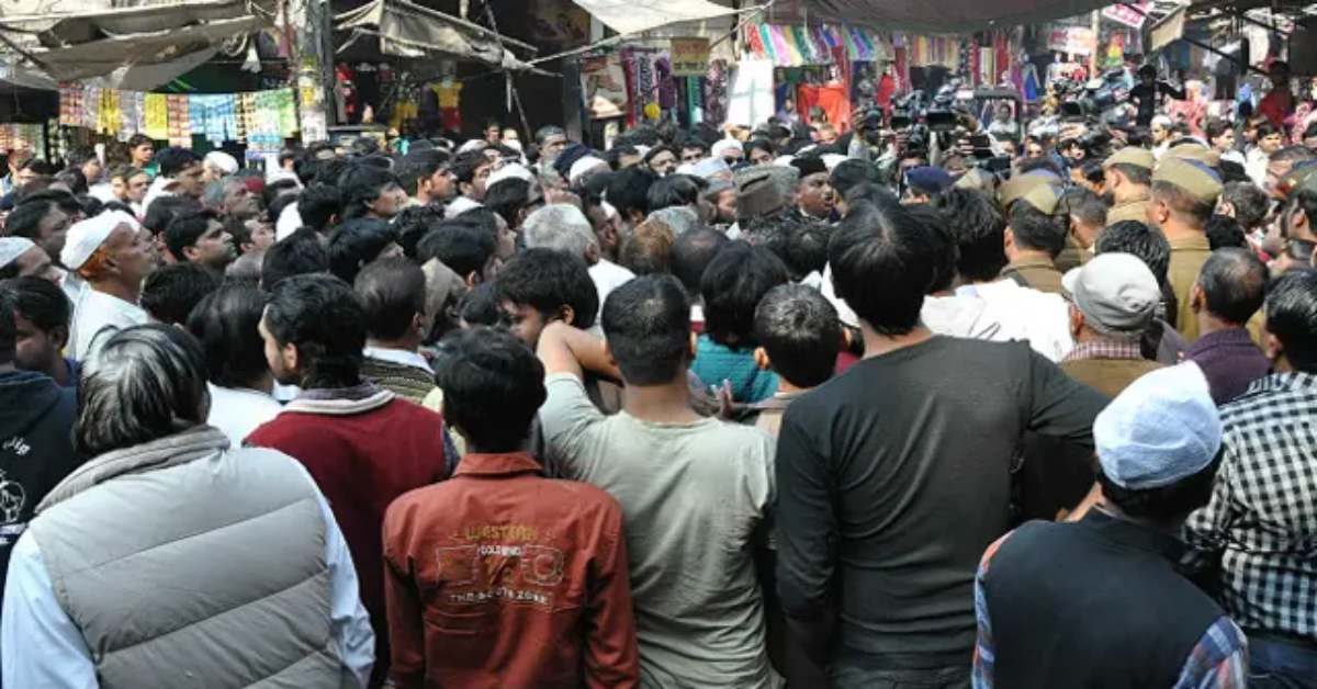 ताजनगरी में धड़ल्ले से चल रहा धर्मांतरण : CA स्टूडेंट थी गैंग की अगली टारगेट, आयशा नाम की लड़की ने किया था ब्रेनवॉश, कलकत्ता ले जाने की थी तैयारी