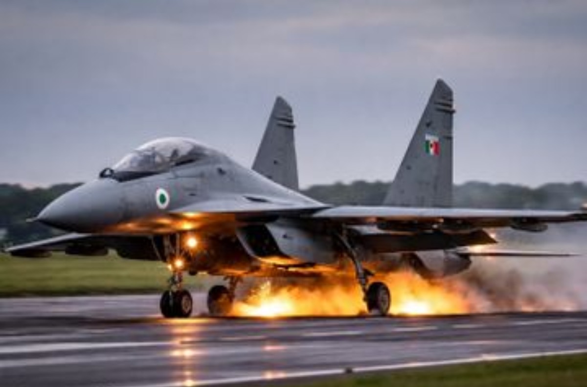 IAF से मिली हरी झंडी! पुणे एयरपोर्ट रनवे पर फ्लाइट ऑफरेशन फिर से शुरू, फाइटर जेट की हार्ड लैंडिंग के बाद हुआ था बंद