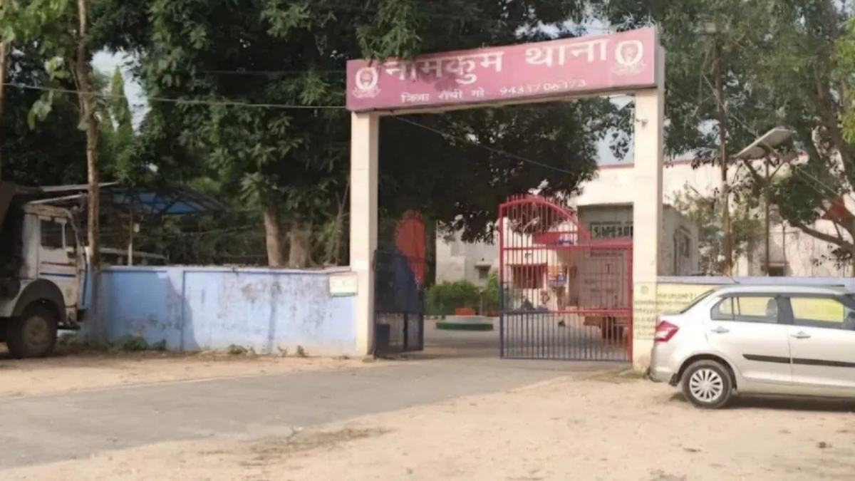 नशा करते ही दोस्त बने हैवान, घर बुलाकर नाबालिग लड़की का किया गैंगरेप, चारों हुए गिरफ्तार