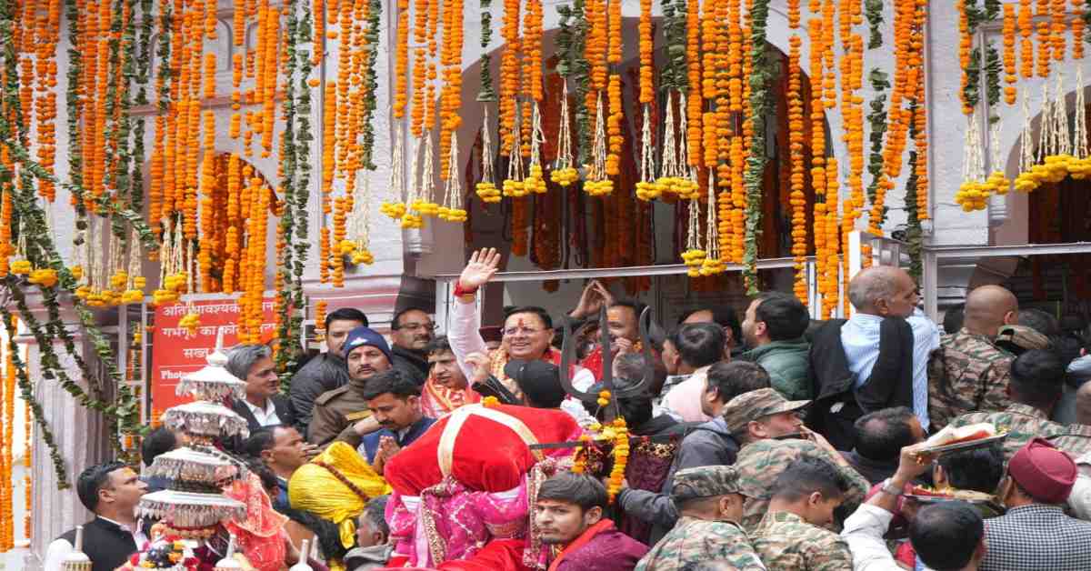 खत्म हुआ इंतजार..! गंगोत्री धाम और यमुनोत्री धाम के कपाट के खुले कपाट, CM धामी ने पूजा कर की देश-प्रदेश की सुख-समृद्धि की कामना