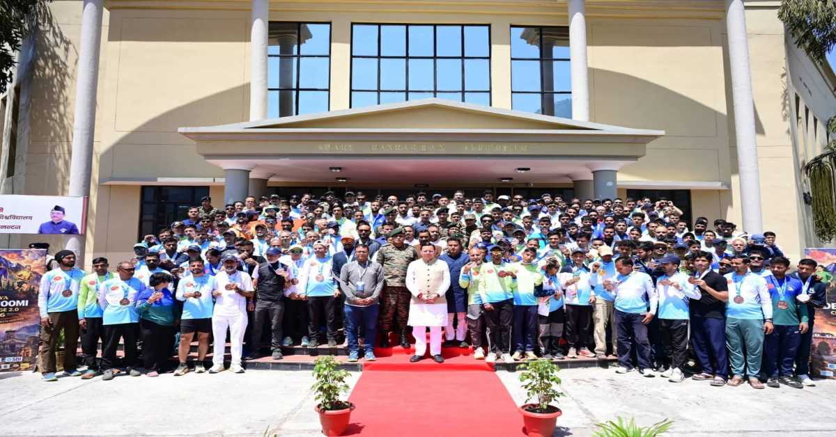 सूर्य देवभूमि चैलेंज : ट्रैकर्स ने की श्री बद्रीनाथ, श्री केदारनाथ धाम सहित पंच केदार को जोड़ने वाले मार्ग की यात्रा, सीएम ने किया सम्मानित