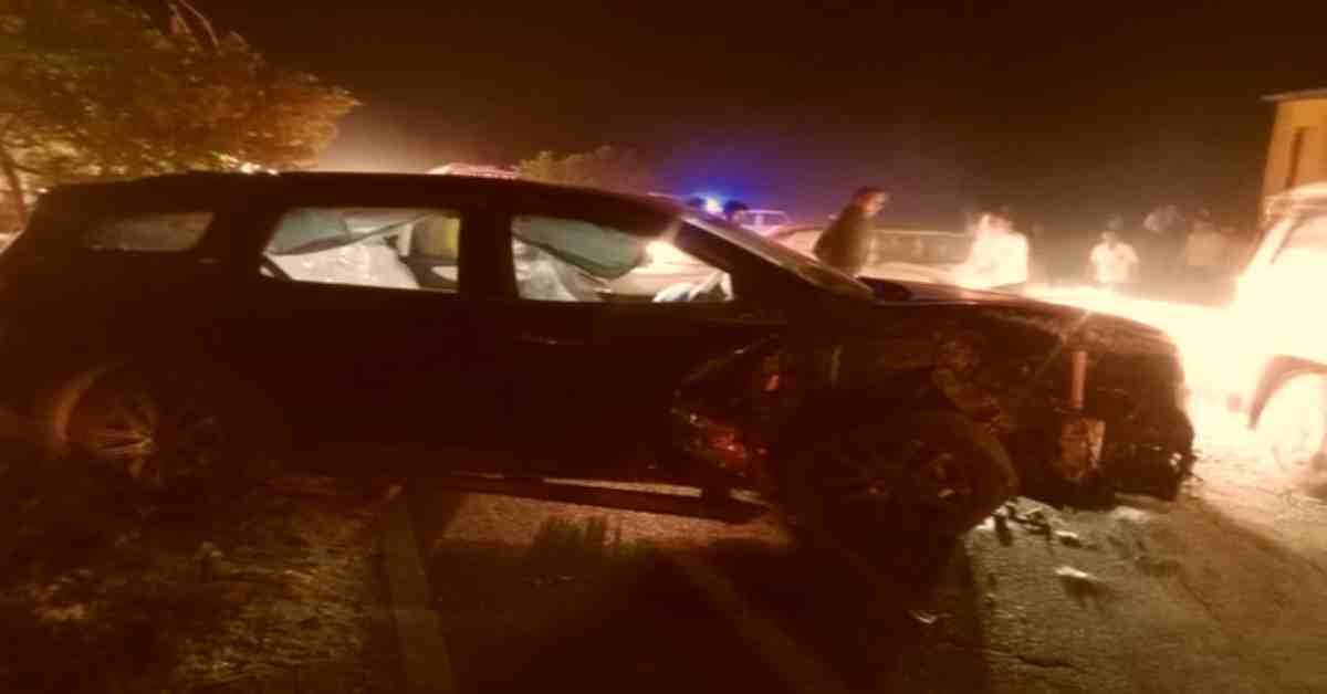 पल भर में खुशियां खाकः कार और ट्रैक्टर-ट्रॉली के बीच जोरदार भिड़ंत, मां-बेटी की मौत, 9 घायल