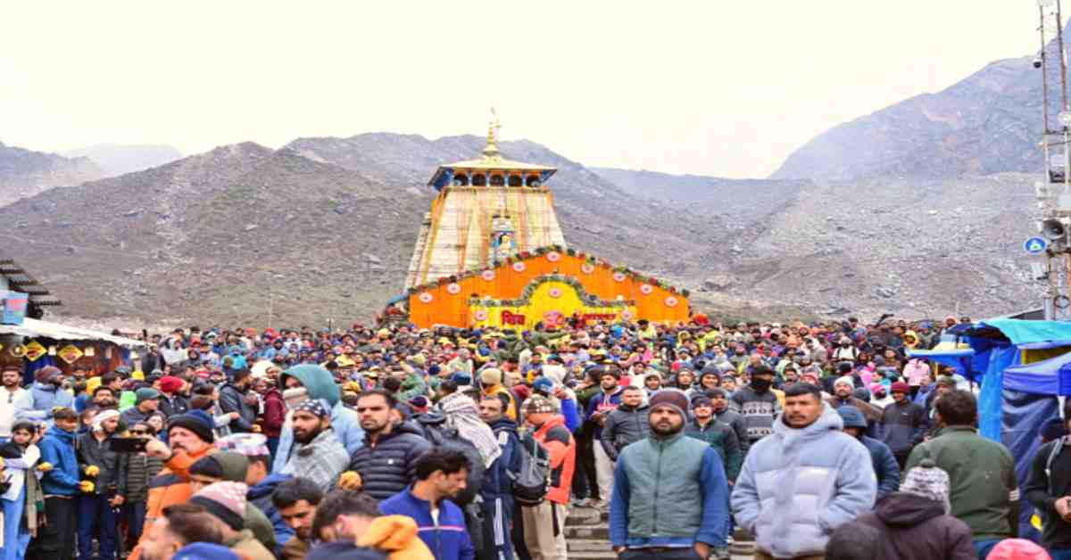 आस्था का अद्भुत नजाराः श्रद्धालुओं के लिए खुल गया केदारनाथ धाम का कपाट, पहले ही दिन CM धामी और हजारों भक्तों ने किए बाबा के दर्शन