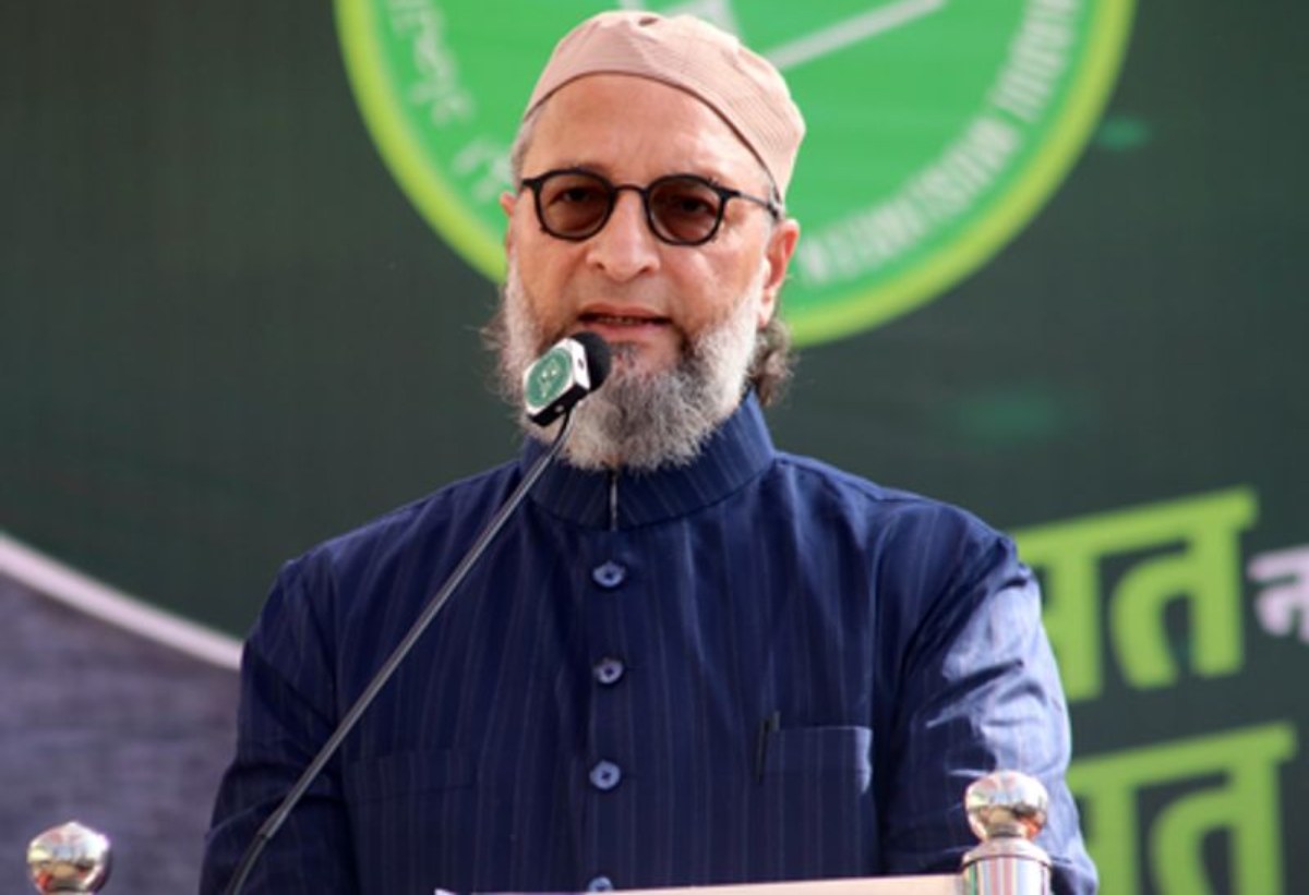 हज यात्रा का हवाई किराया बढ़ने पर ओवैसी ने जताई नाराजगी, कहा- सर्कुलर वापस ले सरकार, ये सरासर शोषण है