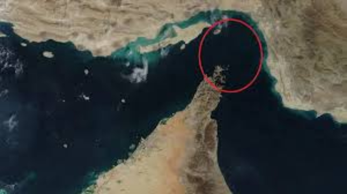 UAE भी उतरेगा ईरान के खिलाफ जंग में? होर्मुज स्ट्रेट को जबरदस्ती खोलने में US का साथ देने की तैयारी कर रहा