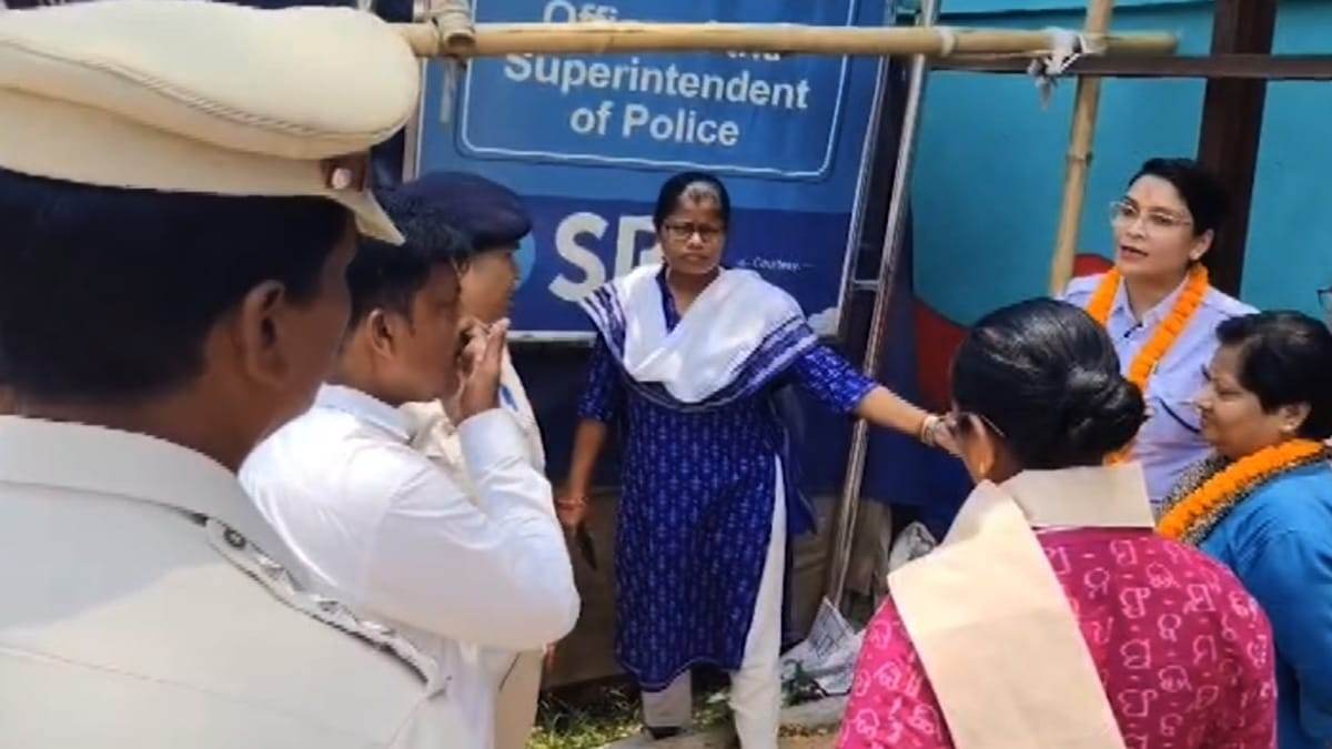 अनुगुल : रिजर्व इंस्पेक्टर का तबादला, महिला हवलदार ने उत्पीड़न का लगाया था आरोप