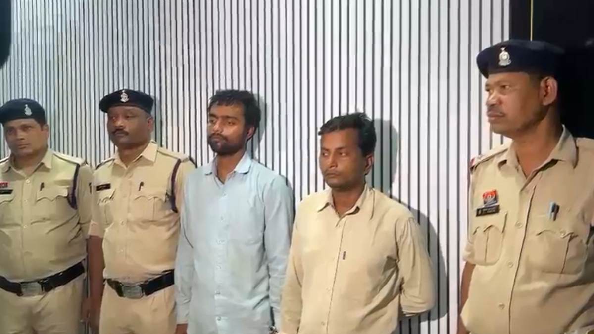 CG Crime : OLX पर कैमरा बेचने के नाम पर महिला से दो लाख की ठगी, पुलिस ने दो आरोपियों को बिहार से धरदबोचा