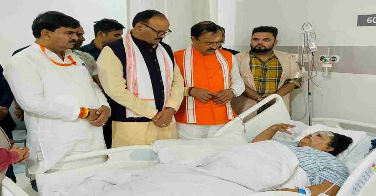 अखिलेश के बाद BJP एक्टिव! दोनों डिप्टी CM केशव मौर्य और ब्रजेश पाठक समेत दिग्गज नेताओं ने पूर्व मंत्री अनुपमा जायसवाल का जाना हाल