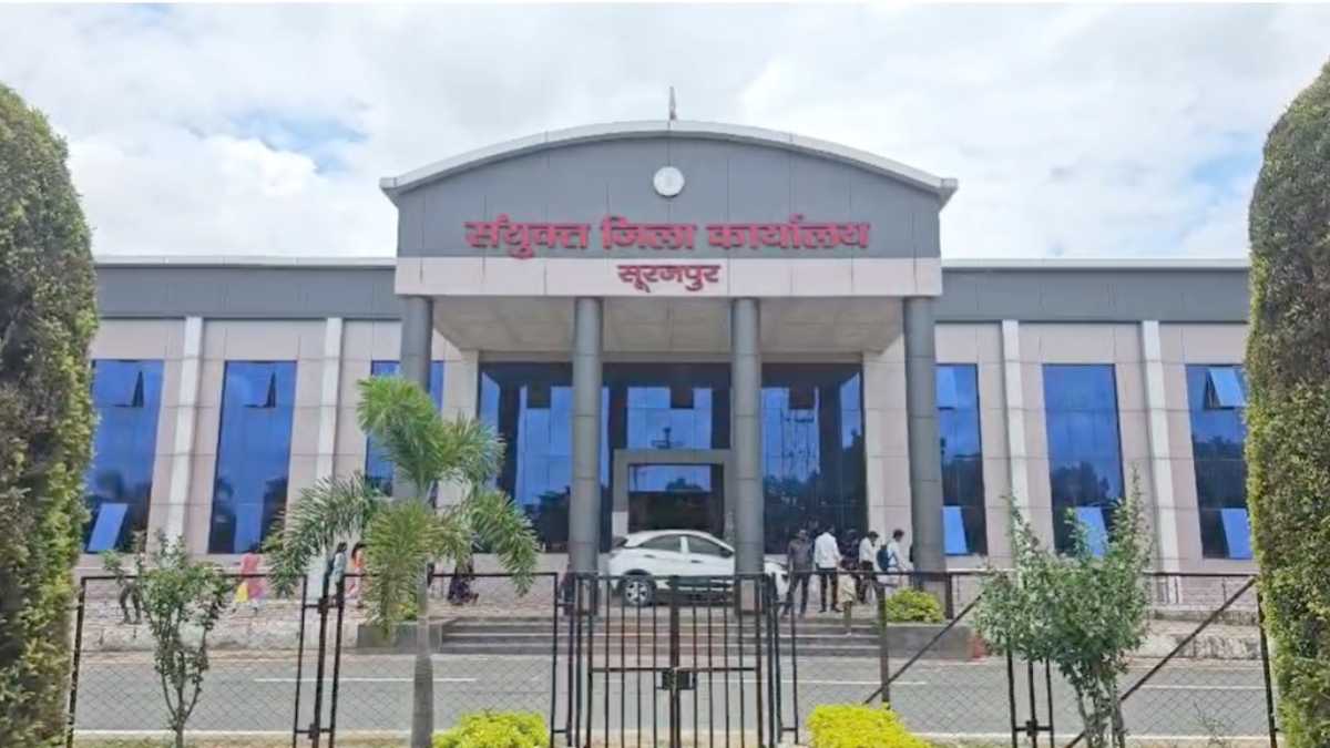 राजस्व विभाग में बड़ा फेरबदल : कई सालों से एक ही जगह पर जमे 106 पटवारियों का तबादला, देखें लिस्ट…