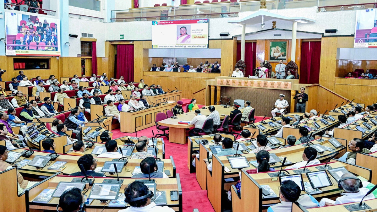 हंगामेदार रहा ओडिशा विधानसभा का विशेष सत्र : सीएम माझी ने महिला आरक्षण को लेकर विपक्ष पर साधा निशाना, कांग्रेस ने भी किया तीखा प्रहार