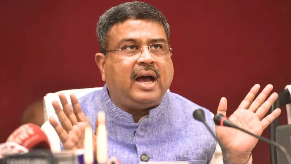 मालदा की घटना पर धर्मेंद्र प्रधान ने ममता बनर्जी पर साधा निशाना, बोले- TMC की राजनीति का अंत करीब