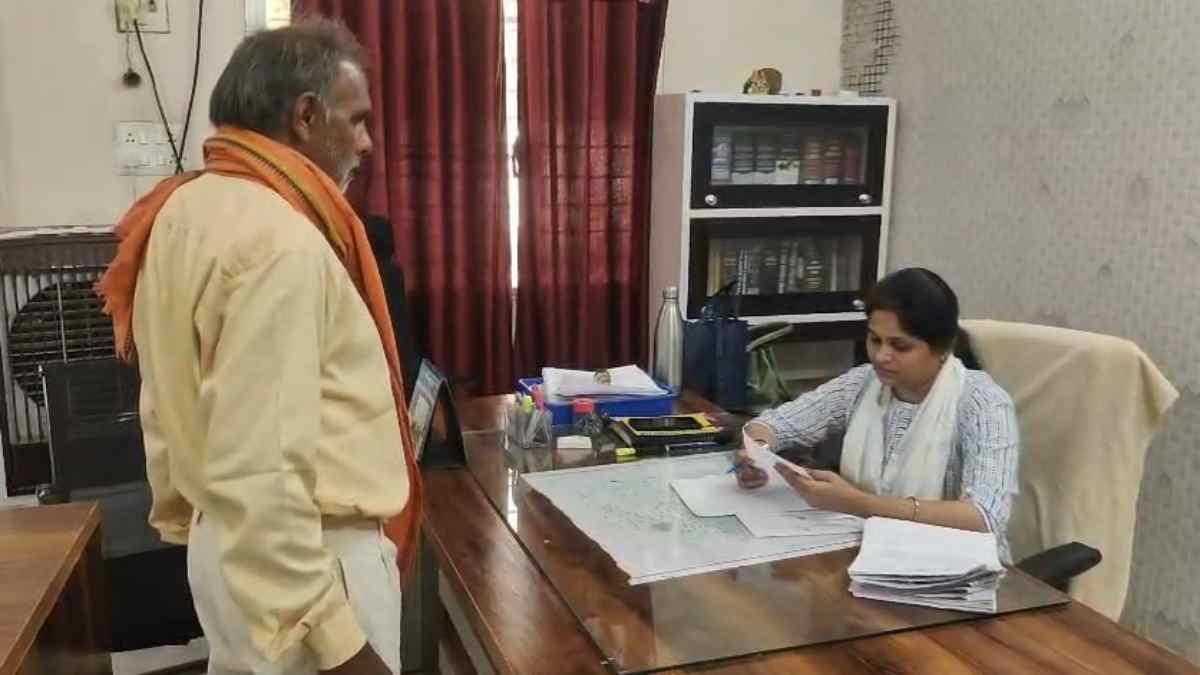 खेत में भूत का साया है… खौफ में गेहूं की फसल नहीं काट पा रहा किसान, SDM से लगाई न्याय की गुहार