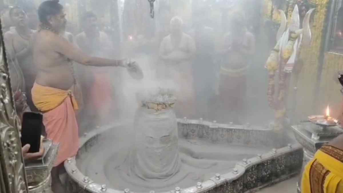 महाकाल भस्म आरती दर्शन में बड़ा बदलाव: रेलवे की तरह लागू होगी ‘तत्काल बुकिंग’सुविधा, लंबी कतारों और भीड़ से मिलेगी राहत