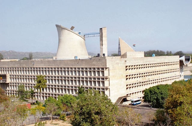 नारी शक्ति पर सियासत गरम : विधानसभा में महिला मंत्रियों का विपक्ष पर तीखा हमला, आरक्षण बिल को बताया ऐतिहासिक मौका