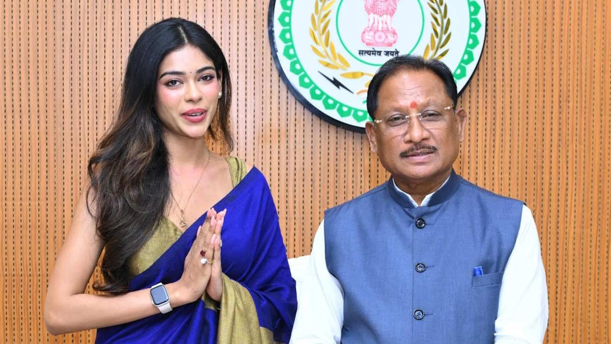मुख्यमंत्री विष्णु देव साय से ‘मिस इंडिया छत्तीसगढ़’ अनुष्का सोन ने की मुलाकात, सदन का ऐतिहासिक सत्र सुनने पहुंची थीं विधानसभा…