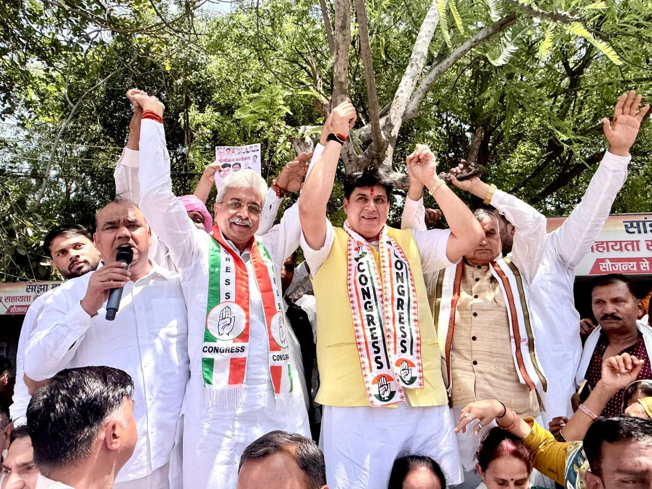 सोनीपत मेयर चुनाव में कांग्रेस ने झोंकी पूरी ताकत, नामांकन में उमड़ा जनसैलाब!