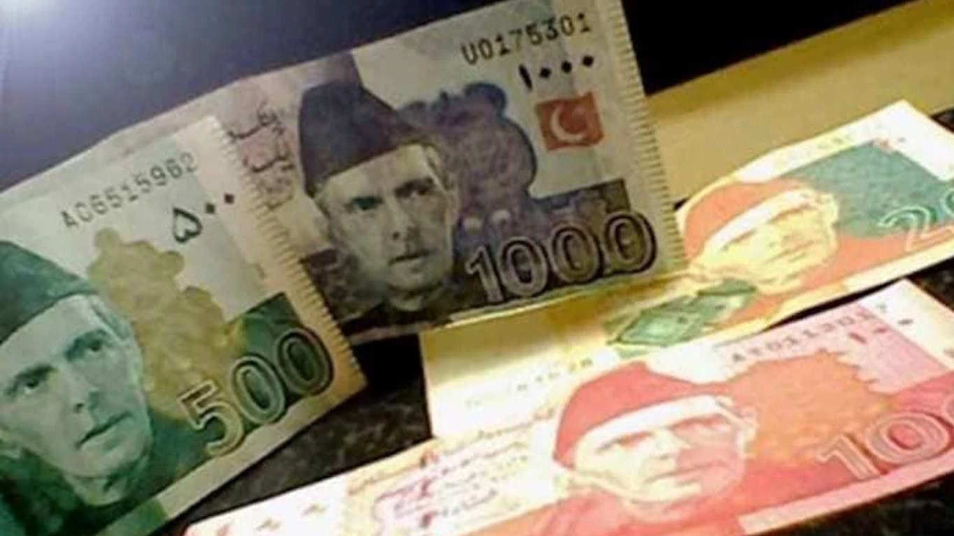 विदेशी YouTubers पर पाकिस्तान ने लगाई लेवी, हजार व्यूज पर देना होगा 195 रुपये…