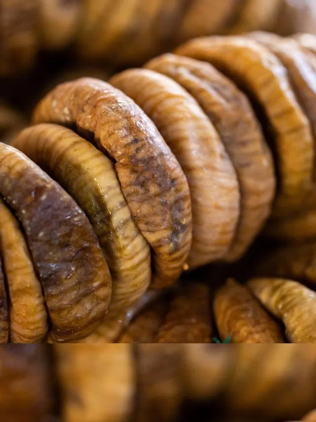 Anjeer in Summer: क्या गर्मियों में गर्म तासीर वाली अंजीर खाना फायदेमंद है?