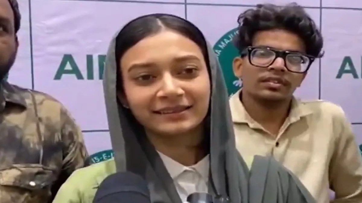 ‘हमें देश के सिस्टम और कानून…’, फर्जी OBC सर्टिफिकेट के आरोपों पर ‘कैसा हराया’ वाली AIMIM पार्षद सहर शेख की