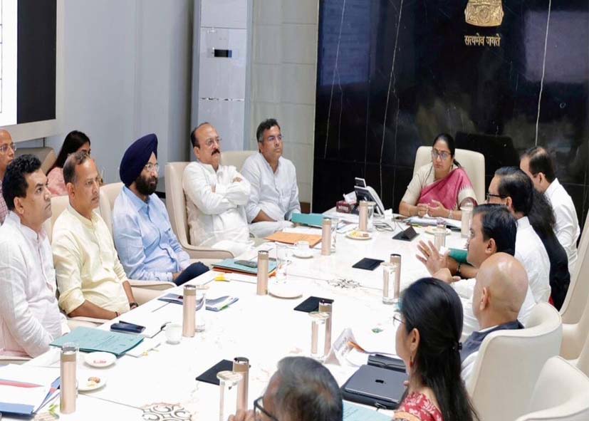 दिल्ली कैबिनेट का फैसला: समग्र शिक्षा अभियान से जुड़े शिक्षकों को बड़ी राहत, सैलरी में ₹14 हजार से अधिक की बढ़ोतरी