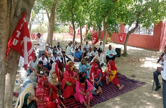 नेहरू पार्क में सफाई कर्मियों की हड़ताल अब 20 मई तक बढ़ी, 24-25 मई को मंत्री कृष्ण बेदी के दफ्तर का घेराव करेगी सीटू