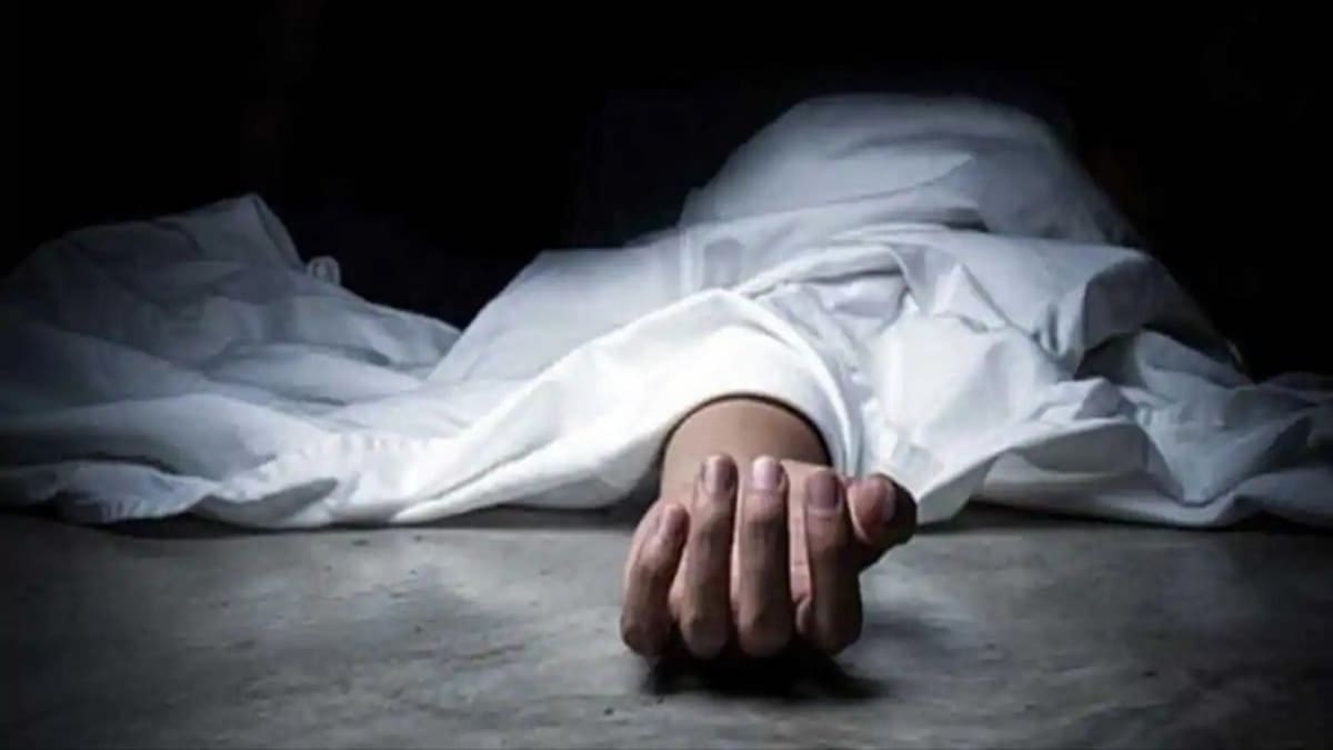 मुजफ्फरपुर में ट्रेन से गिरकर कंस्ट्रक्शन कर्मी की मौत, इलाज के दौरान तोड़ा दम