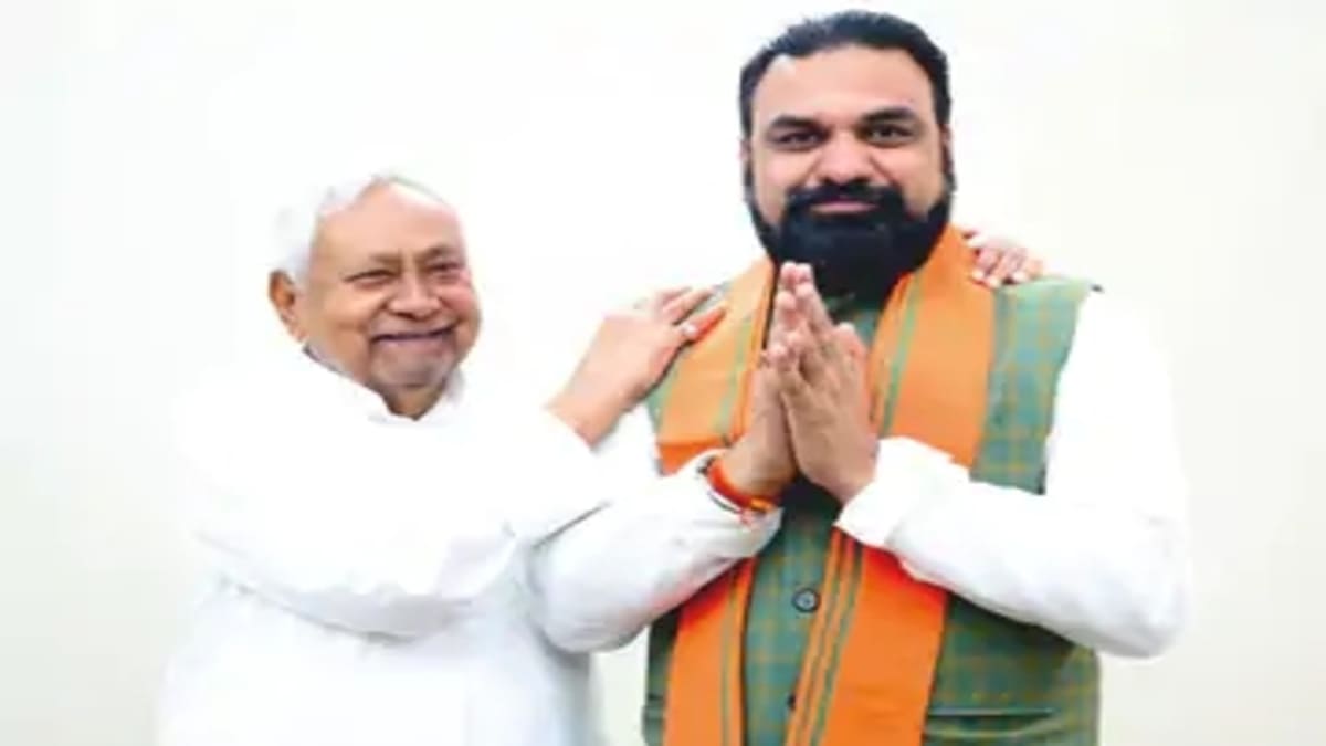विकसित बिहार का संकल्प और चुनावी तैयारी: दिल्ली से लौटने के बाद मुख्यमंत्री सम्राट चौधरी की नीतीश कुमार के साथ अहम बैठक