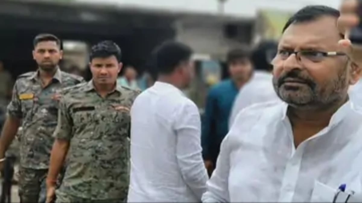 मासूम के लिए न्याय मांगने पारू पहुंचे AIMIM प्रदेश अध्यक्ष, बोले- ‘बिहार में चरम पर है अपराध’