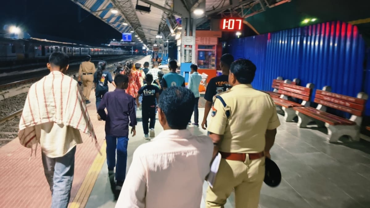 ​पढ़ाई का झांसा देकर बच्चों की तस्करी! मोतिहारी में 21 नाबालिगों को छुड़ाया गया, धर्म परिवर्तन की भी आशंका