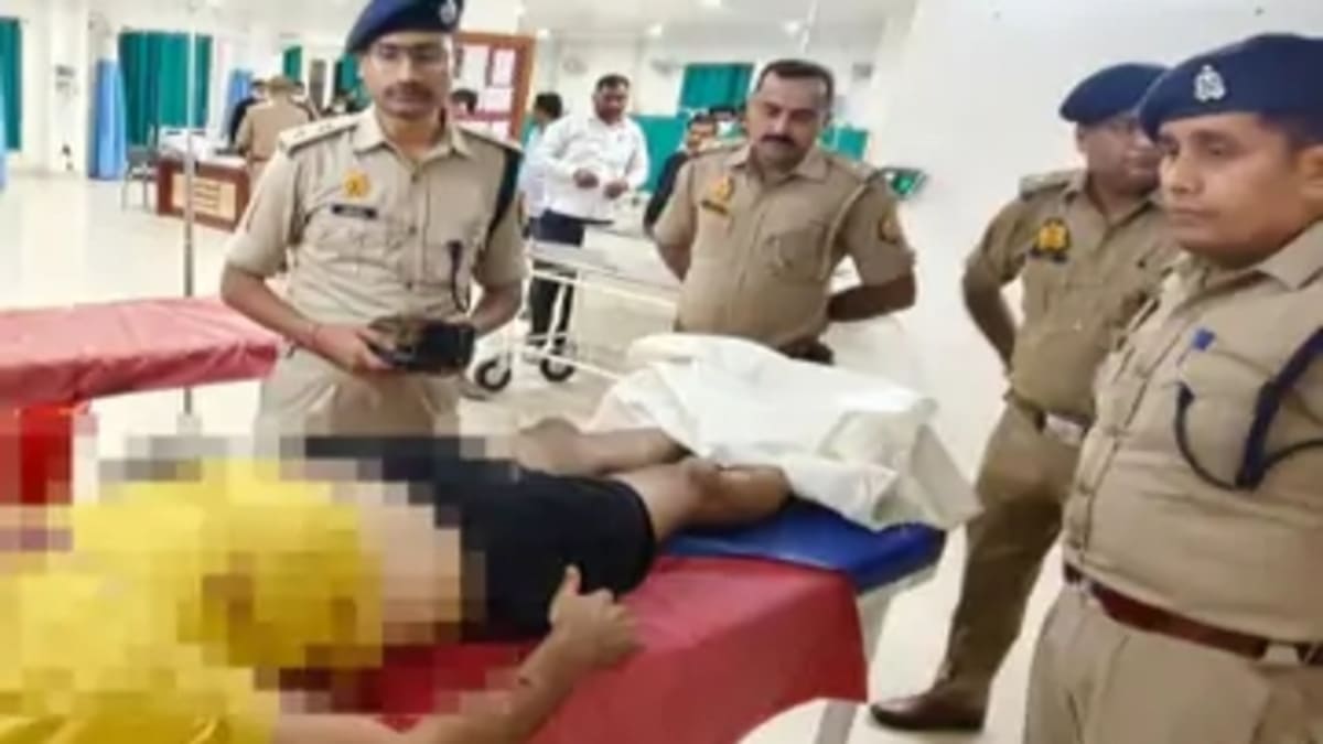 बिहार के दो लोगों की हत्या करने वाला साइको किलर यूपी में ढेर: पिस्टल छीनकर भाग रहा था, पुलिस ने एनकाउंटर में मारा