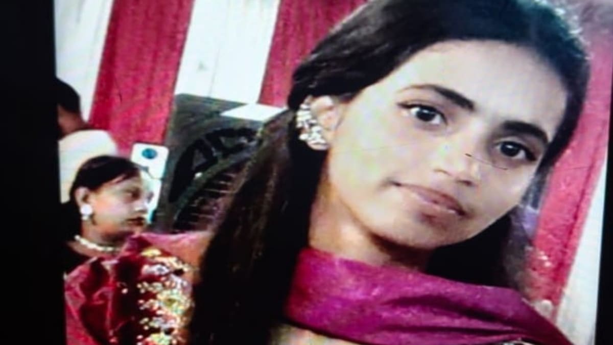 मामूली कहासुनी के बाद इंटर की छात्रा ने फंदे से लटककर की खुदकुशी, पुलिस जांच में जुटी