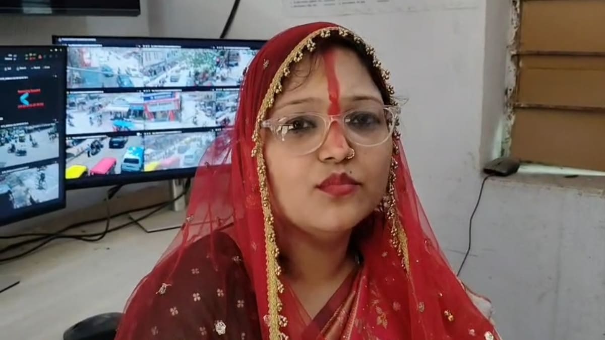 वट सावित्री पूजा कर लौट रही सास-बहू से सरेआम लूट, 20 लाख के सोने के जेवरात उड़ाए