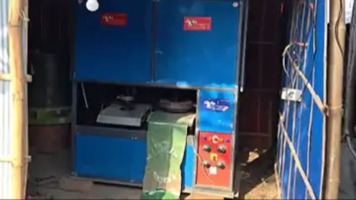 ​सुरक्षा एजेंसियों ने ध्वस्त किया पूर्णिया का सीक्रेट बंकर, मुंगेर के मास्टरमाइंड समेत 4 धंधेबाज गिरफ्तार