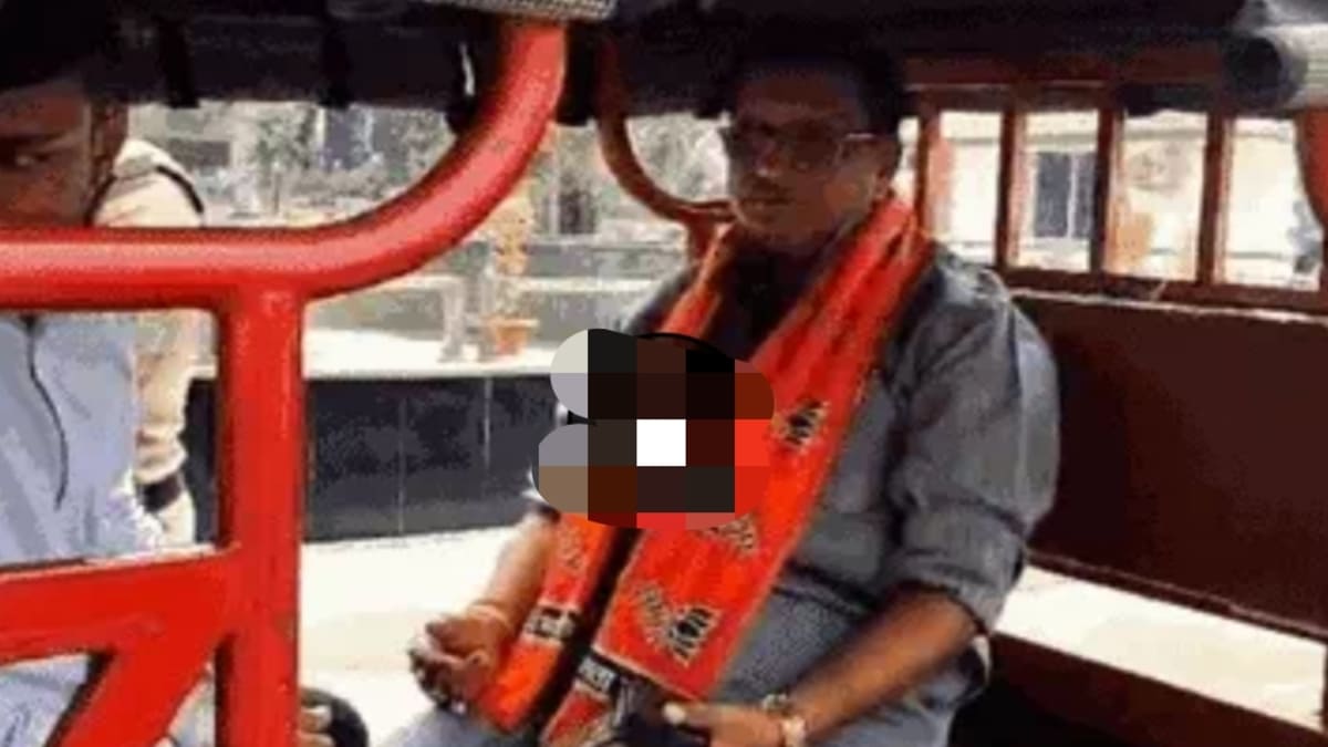 VIP संस्कृति को बाय-बाय: ई-रिक्शा से दफ्तर पहुंचे मंत्री इंजीनियर शैलेन्द्र, सादगी देख सब हैरान