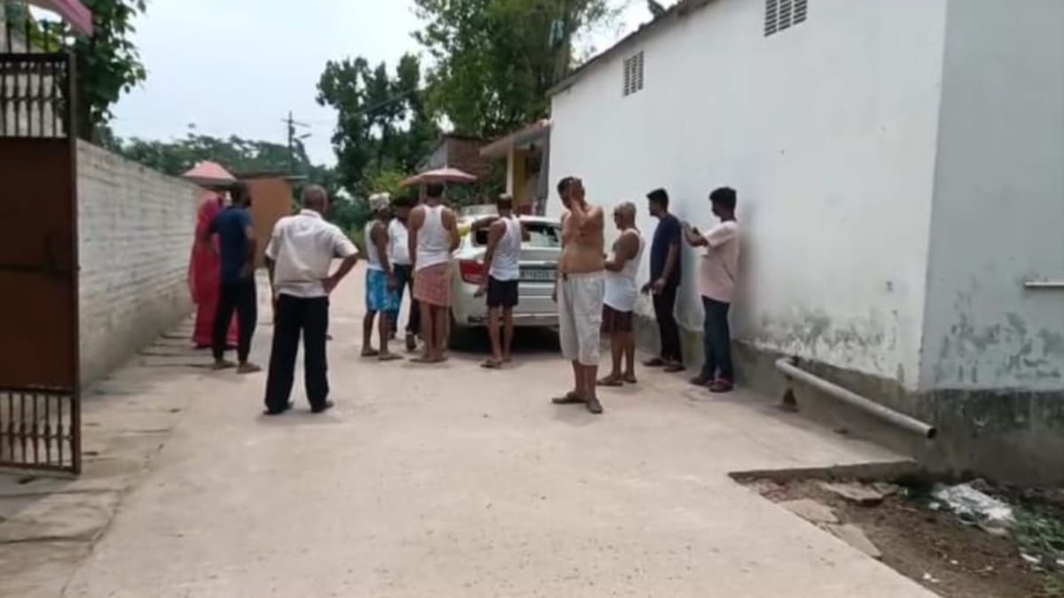 बीएमपी-7 फायरिंग रेंज से रिहायशी इलाके में बरसीं गोलियां, घरों के शीशे टूटे, मची अफरा-तफरी